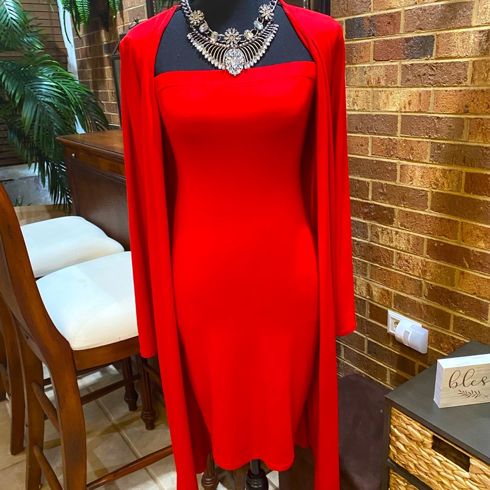 Dress - Picture 8 of 10